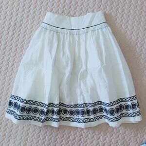 NWOT See by Chloe White Linen Skirt w/Blue Embroidery with Pockets sz 4